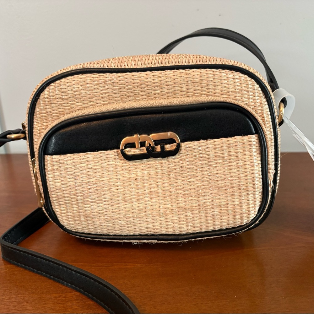 Stylish woven Black and Tan Women's crossbody/shoulder Bag purse